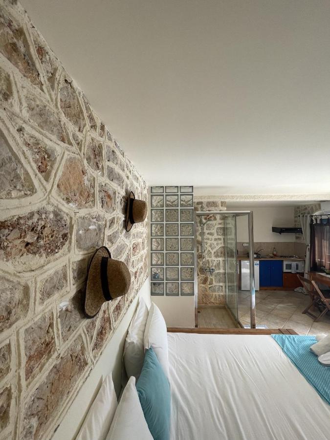 Marina Castellana Studios II Chalki Town Exteriör bild